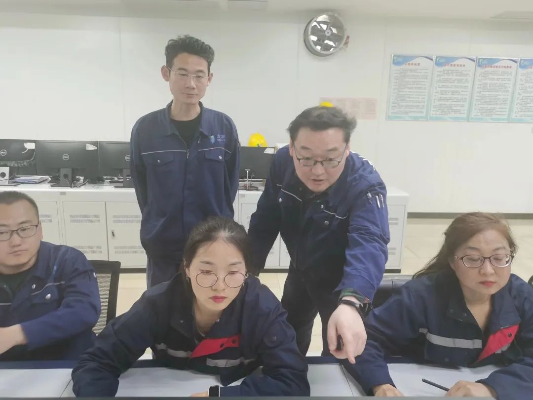 1715150975479163.jpg 3118f391232e91dbb244f99ccf3fd459.jpg